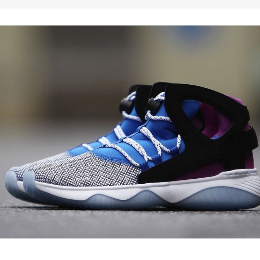 Nike Air Flight Huarache Ultra. Mens Size 8.5